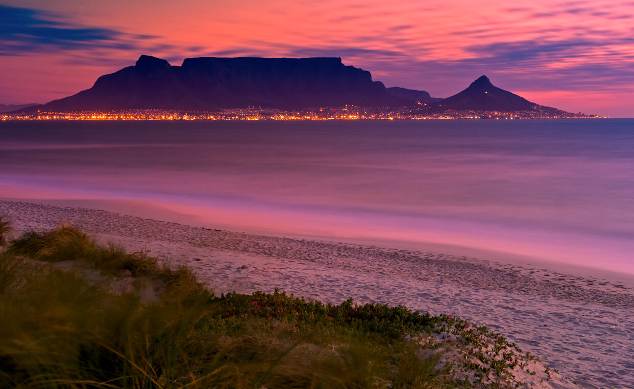 Cape-Town-By-Night Città del Capo di notte, stupenda