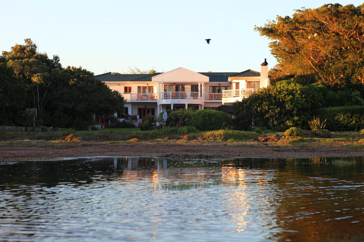 Knysna-waterfront-lodge-ingresso knysna