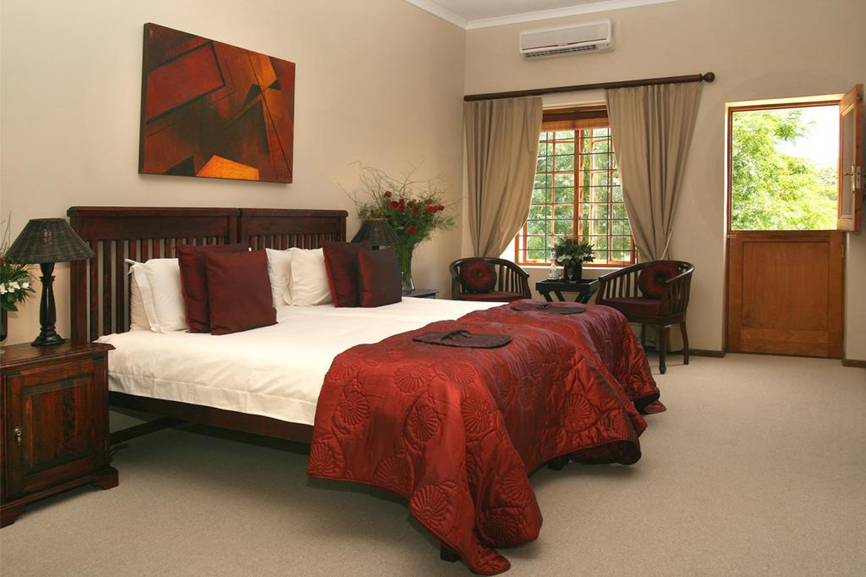 Oudtshoorn-Thorntree-Camera Oudtshoorn Thorntree Country Lodge