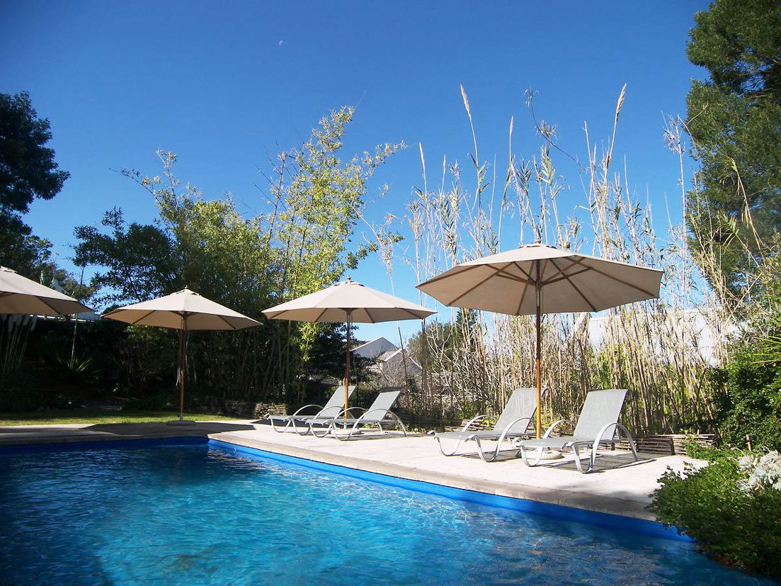 Swellendam-Country-lodge-piscina Swellendam