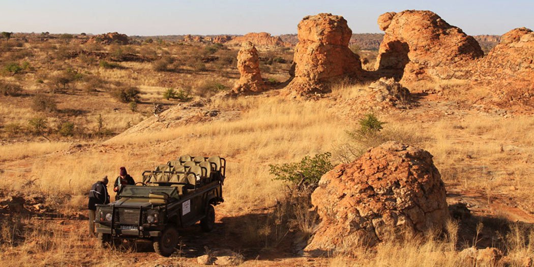 Tuli-Safari-Lodge-landscape-with-gameviewer Mashatu tuli block