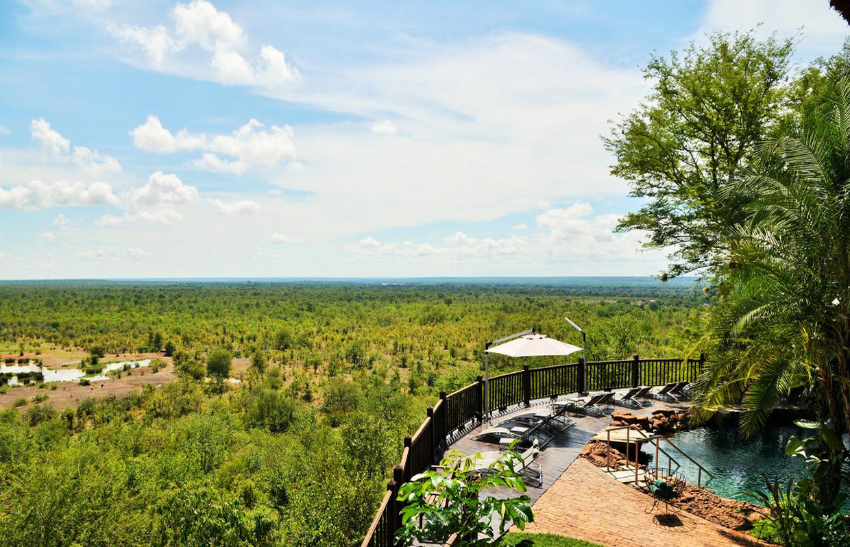 Victoria-falls-safari-lodge-vista Victoria Falls Safari Lodge