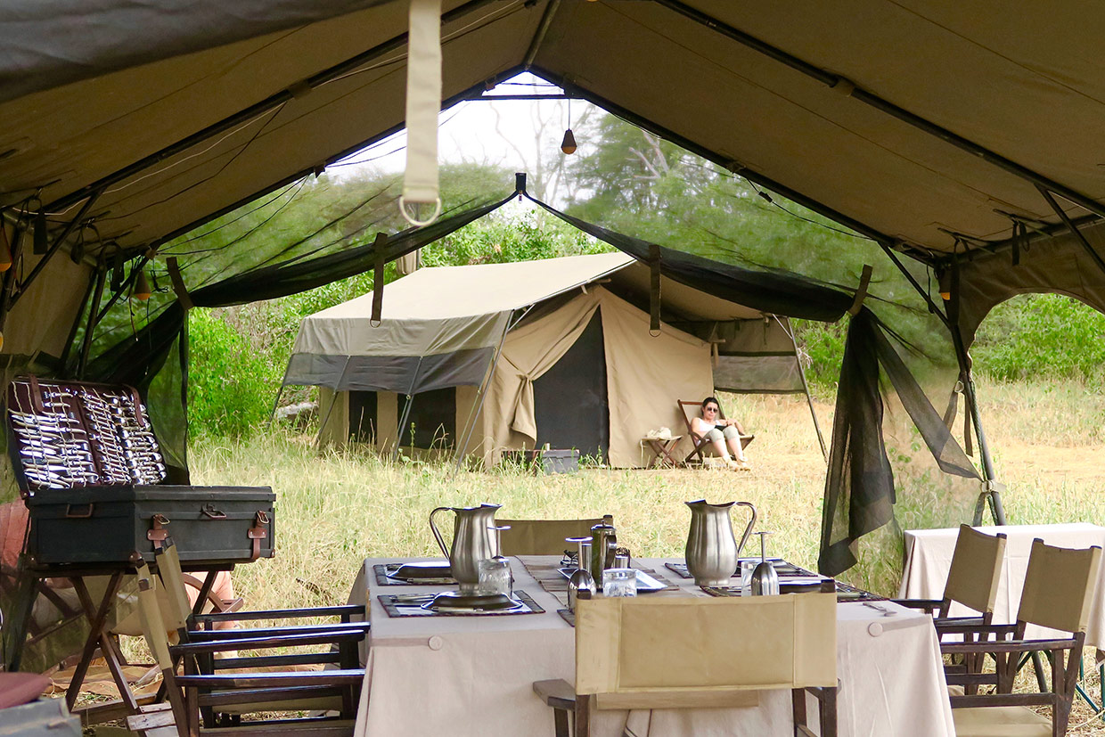 Kenya-Bush-Csmp-Lusso-Tsavo-East Kenya la mia Africa